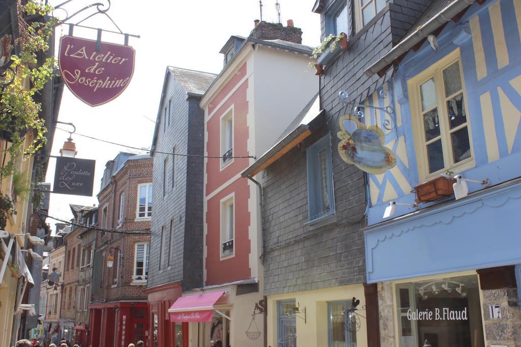 Les Maisons De Maje - Le T2-T3 Honfleur Luaran gambar